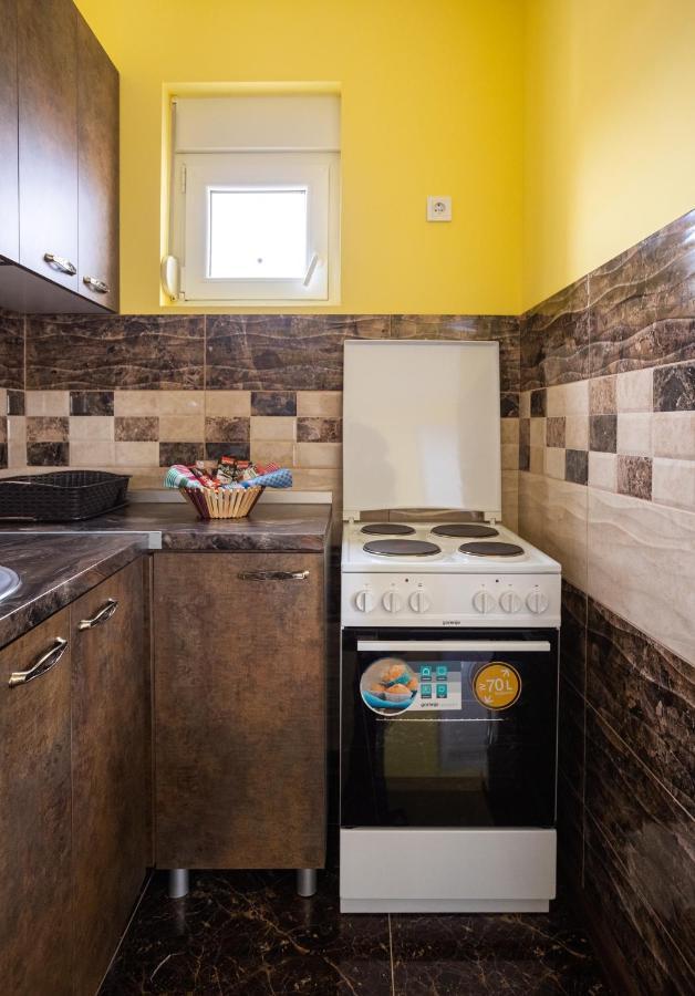 Mici Luxury Apartment Ledine