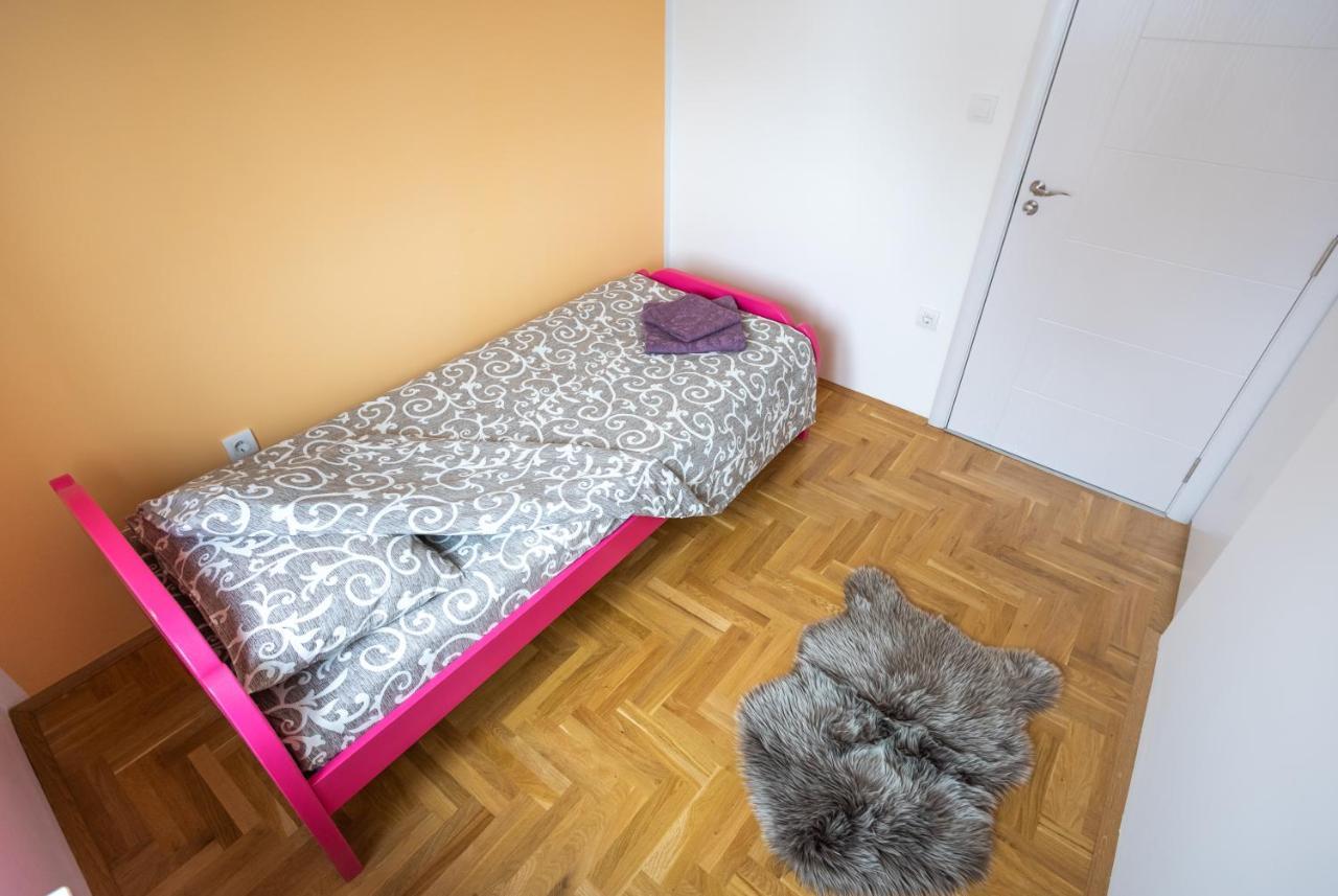 Mici Luxury * Ledine